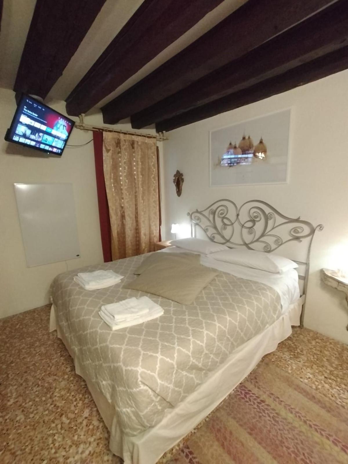 Historical Flat In Cannaregio, Venezia Exterior photo