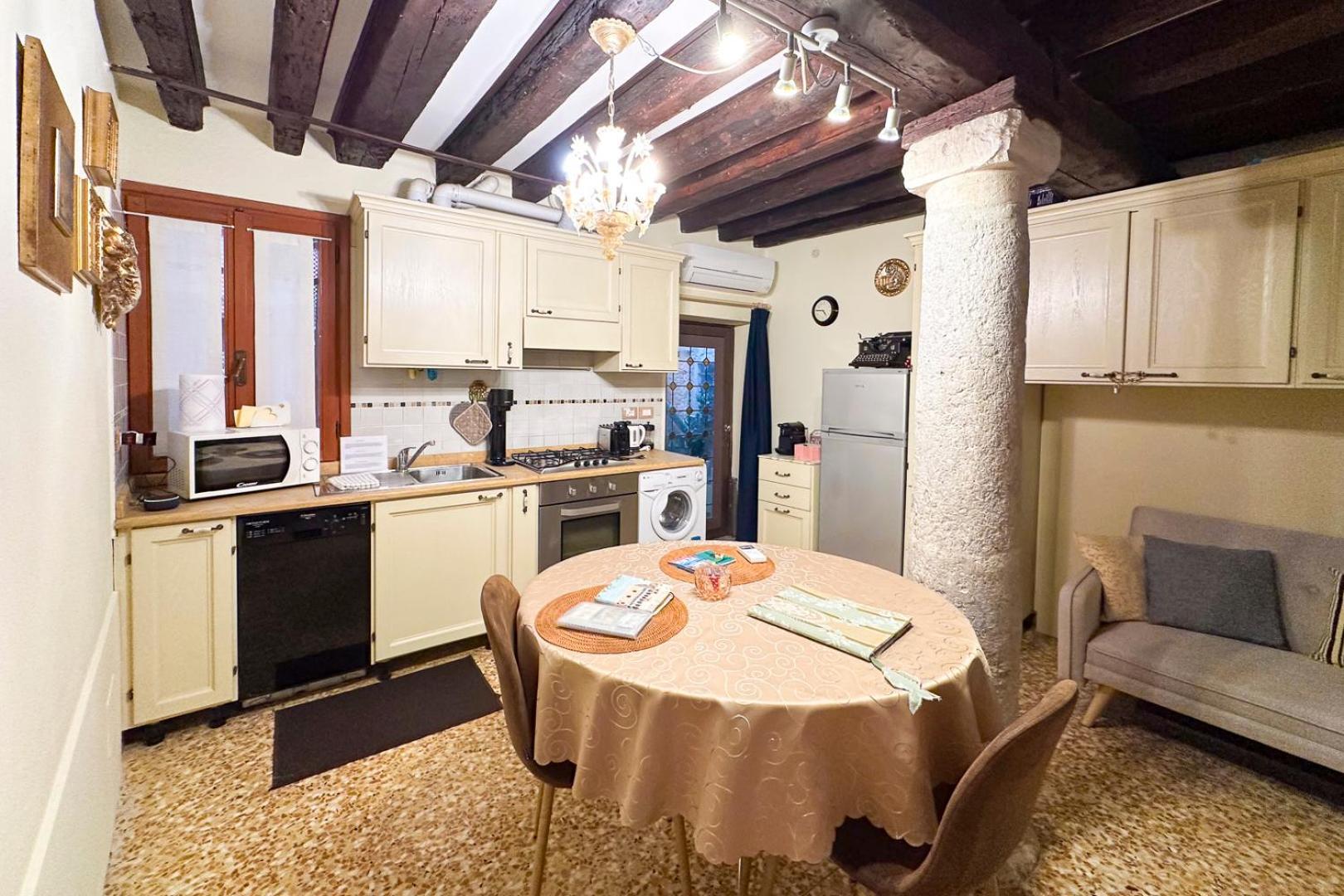Historical Flat In Cannaregio, Venezia Exterior photo